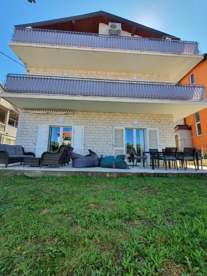 Villa Del Mar โอมิช ภายนอก รูปภาพ
